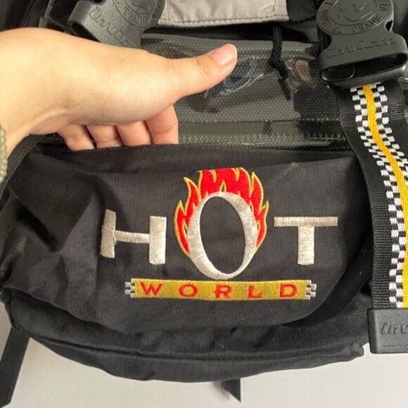 Vintage Invicta Black HOT WORLD Motocross Backpack - Expandable! 🎒 - Picture 3 of 16